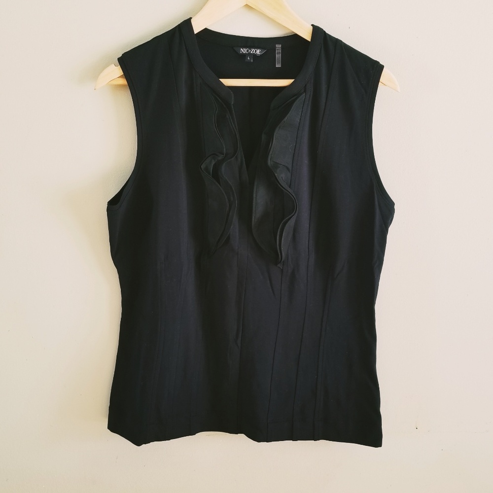 Nic+Zoe Black Ruffle Streach Tank Large